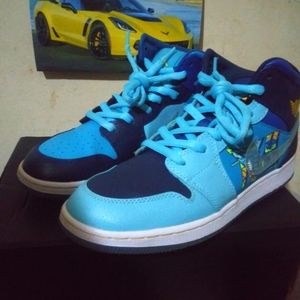 VNDS PAIR OF JORDAN 1 FLY Sz.7